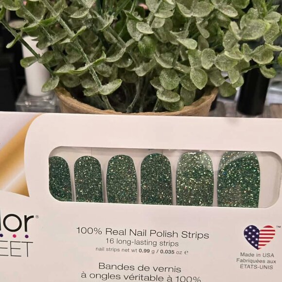 Color Street Rare November Trend Set- Enchanged Emerald - Picture 1 of 3